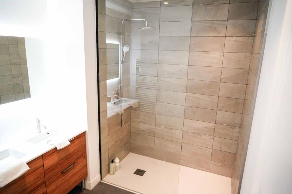 Ferienwohnung Le Rive Hugo • Elegance & Art De Vivre Châteauroux Exterior foto